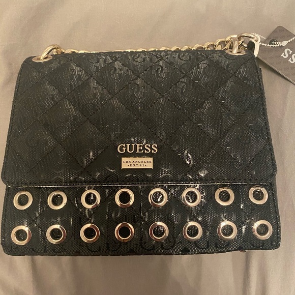 Guess crossbody purse - Picture 1 of 3